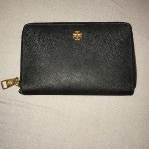 Tory Burch wallet